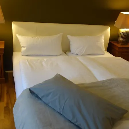 & Restaurant Venner Moor فندق