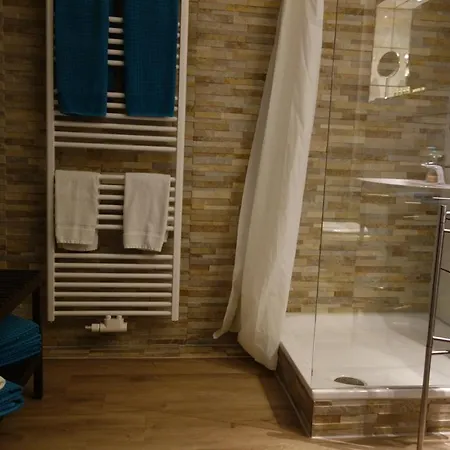 & Restaurant Venner Moor 3* سيندن