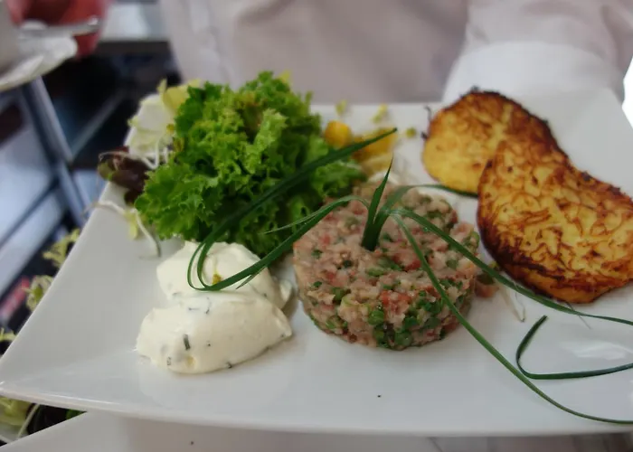 & Restaurant Venner Moor 3*